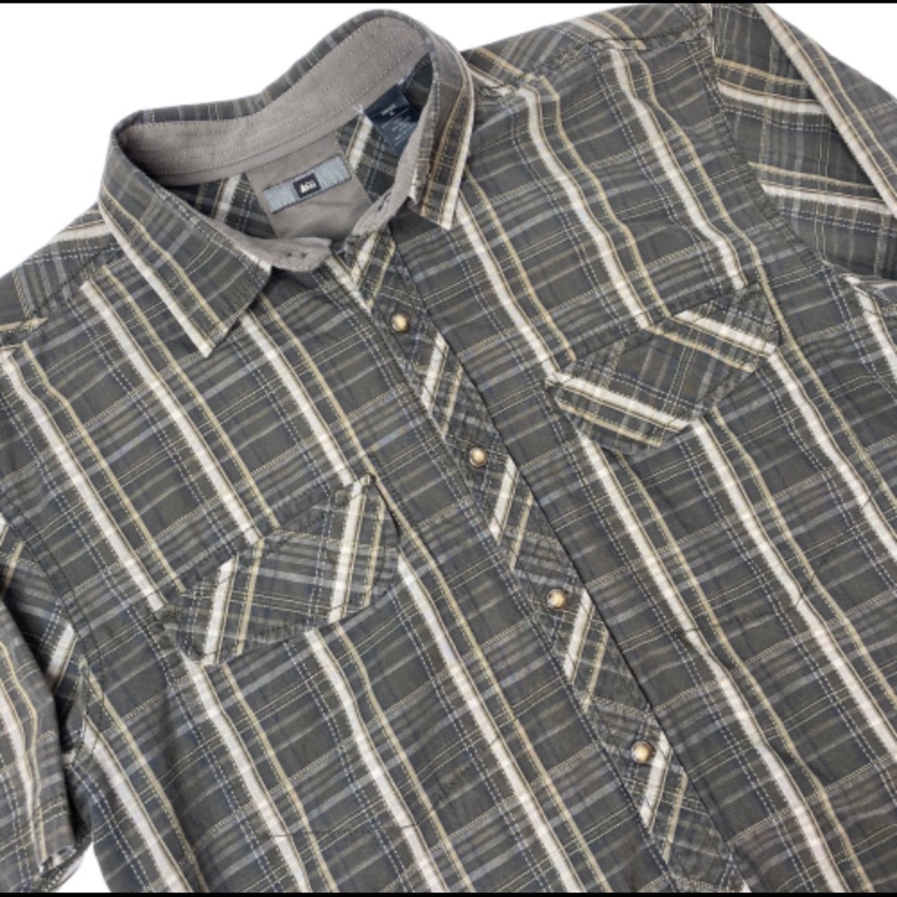 ⛰ Rei short sleeve pearl snap double flap shirt